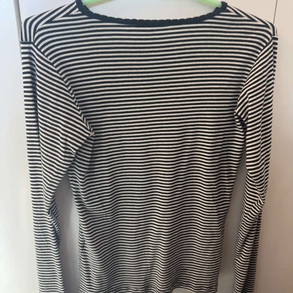 Brandy Melville Leah Striped Top (Long Sleeve) - Picture 3 of 4